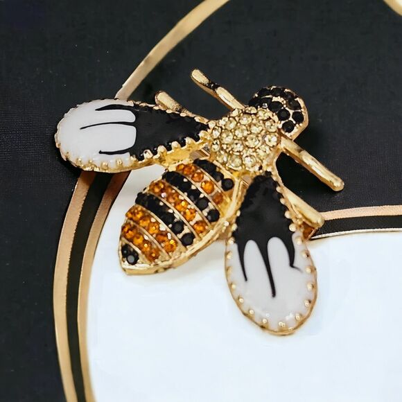 Crystal Rhinestone Bee Pin Insect Enamel Brooch Yellow & Black Statement Unisex - Picture 10 of 10